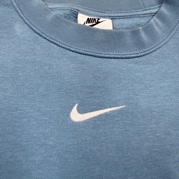 Nike Sweatshirt Women's Size M Blue Pullover Cropped Oversize Boxy Swoosh Center - Picture 3 of 7